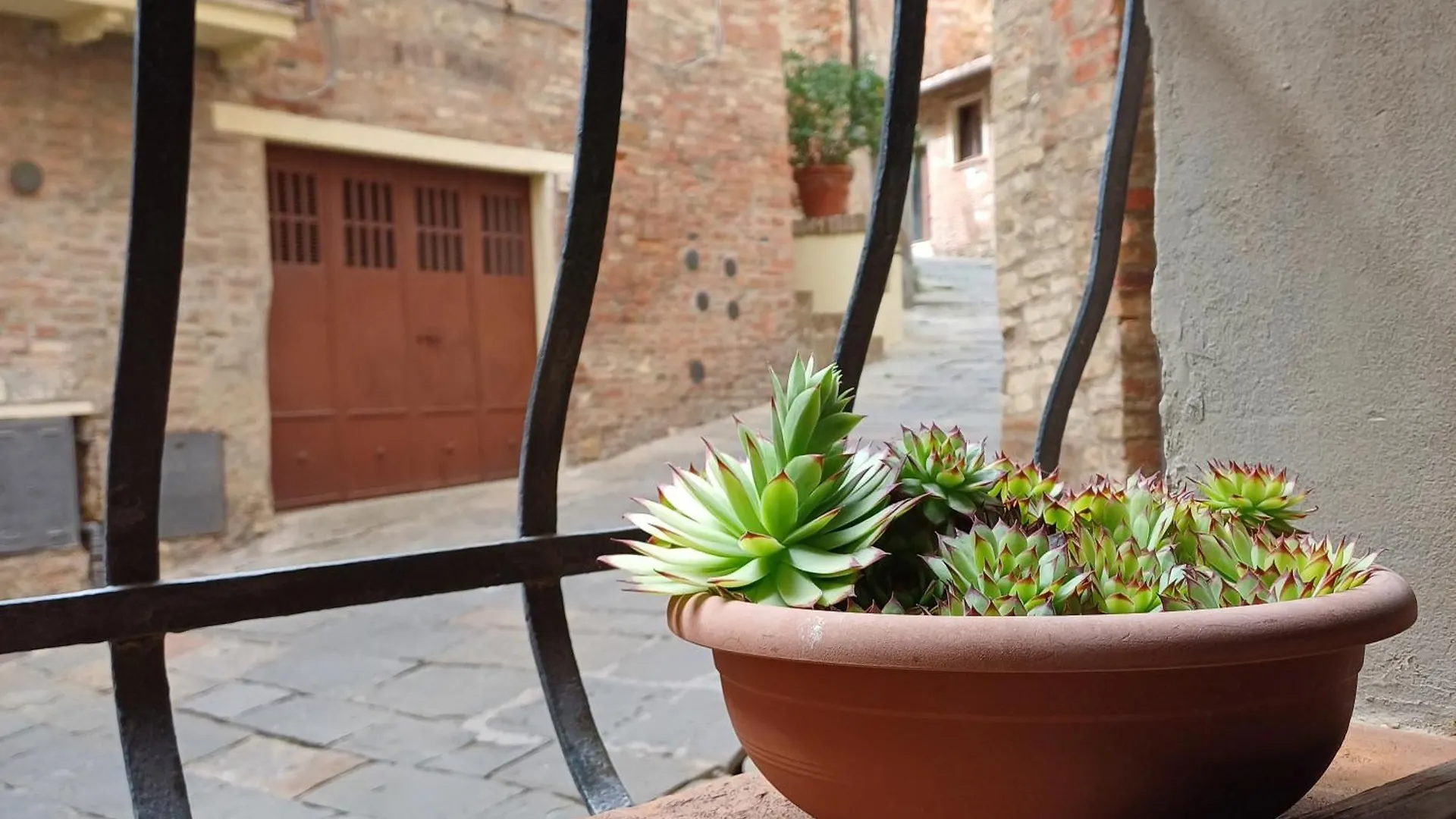 La Casina Del Borgo Apartment Montepulciano Italy